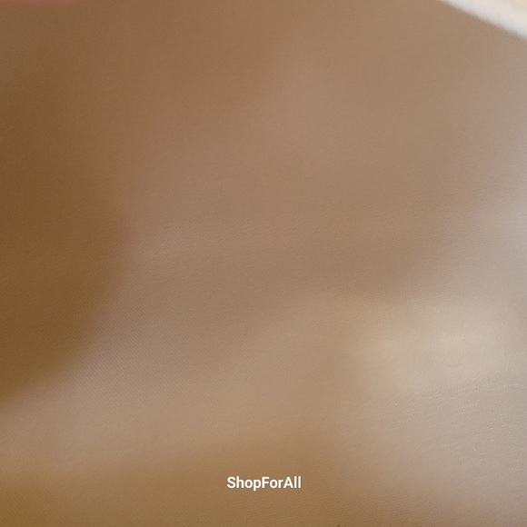 Burberry - Picture 12 of 16